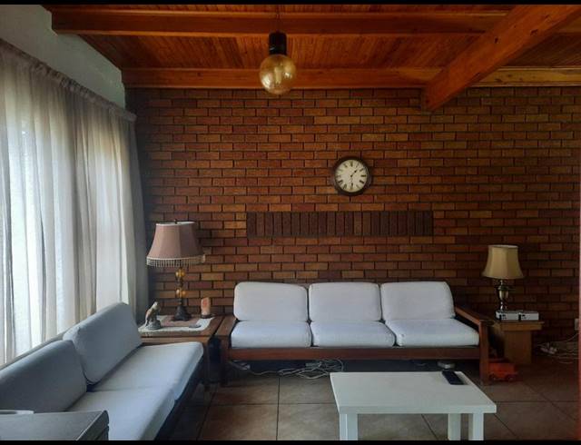 4 BEDROOM HOUSE FOR SALE IN VANDERBIJLPARK SE 2
